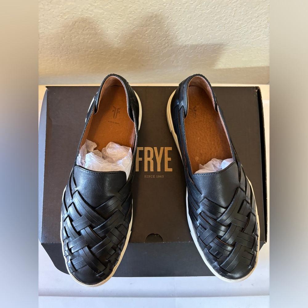 ❗️SALE❗️✨New✨Frye Black Woven Leather Women’s Loafers✨BNIB
